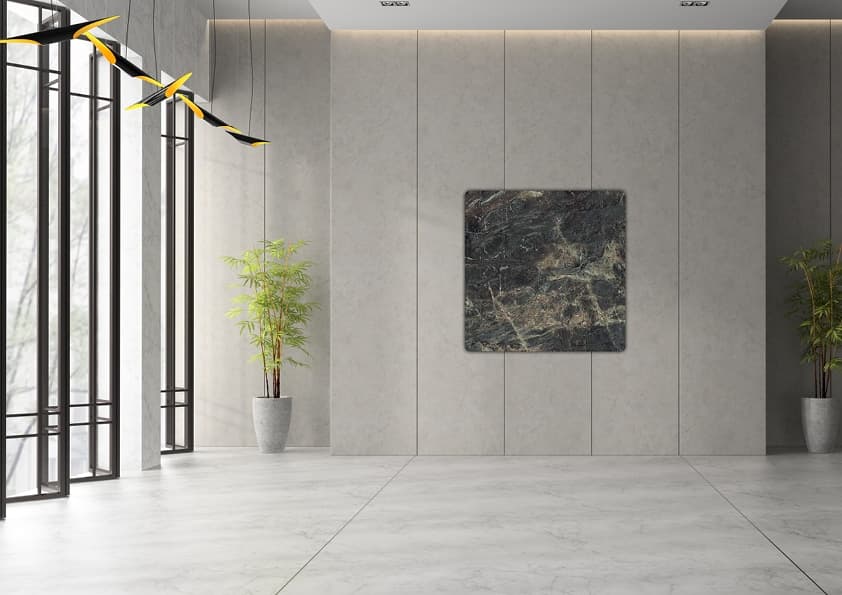 Moderner Ausstellungsraum mit grauer Wandverkleidung, Marmor-Wandelement und minimalistischer Einrichtung mit