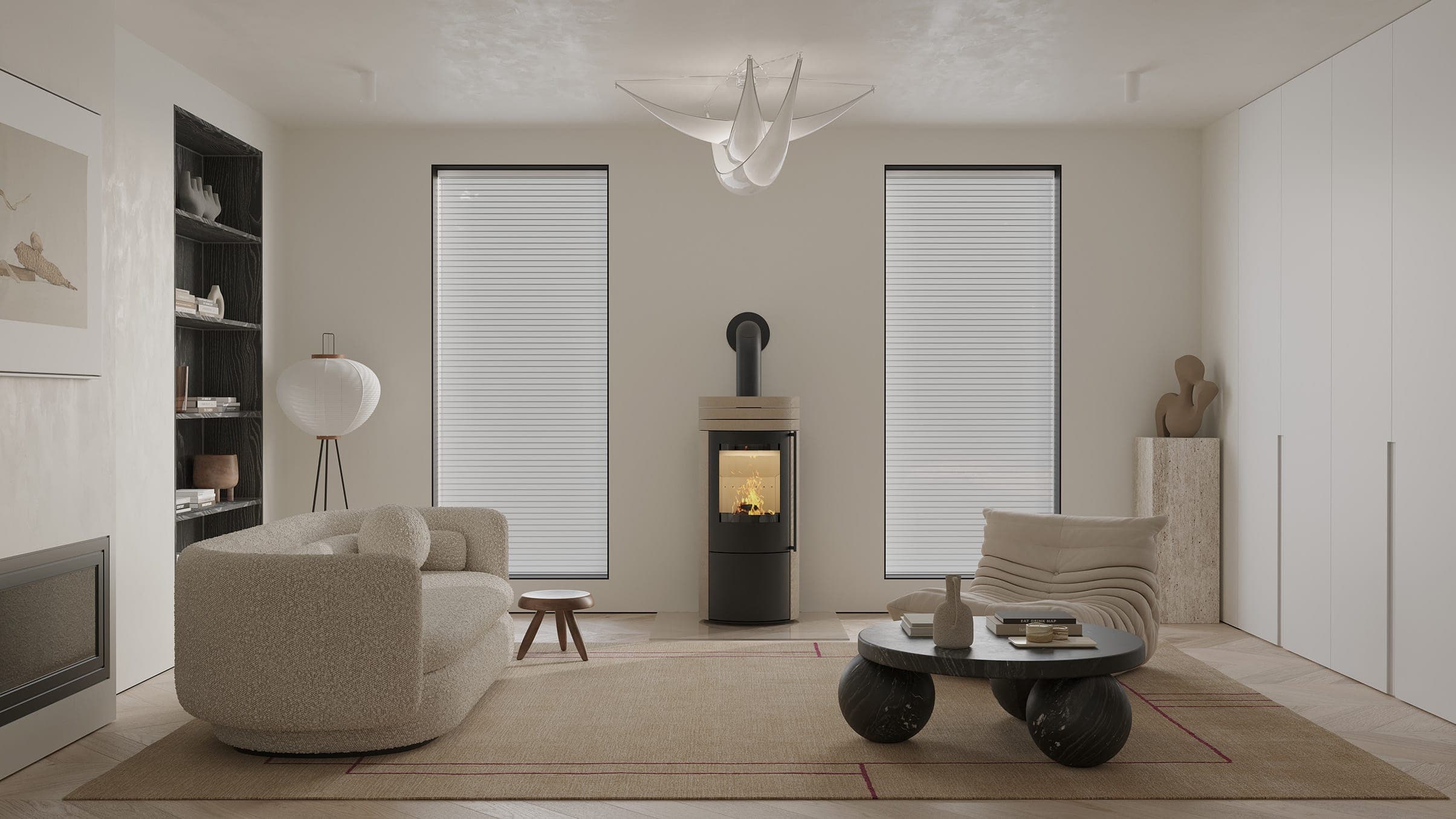 Modernes Wohnzimmer mit Kamin und Designerlampe.