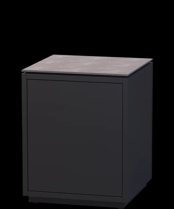 Schwarzes Eckmodul mit grauer Arbeitsplatte aus Beton für Outdoor-Küchen-Systeme